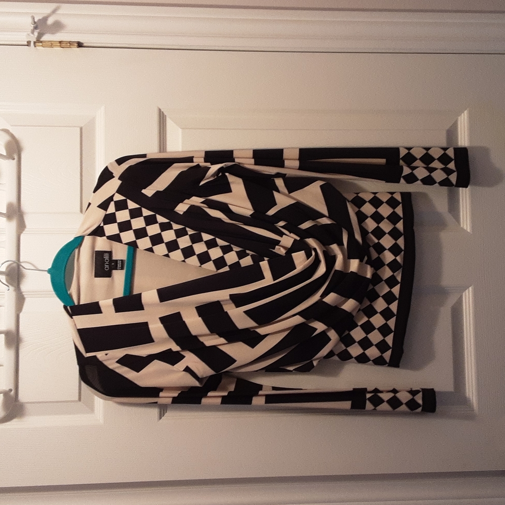 Analili size small blouse